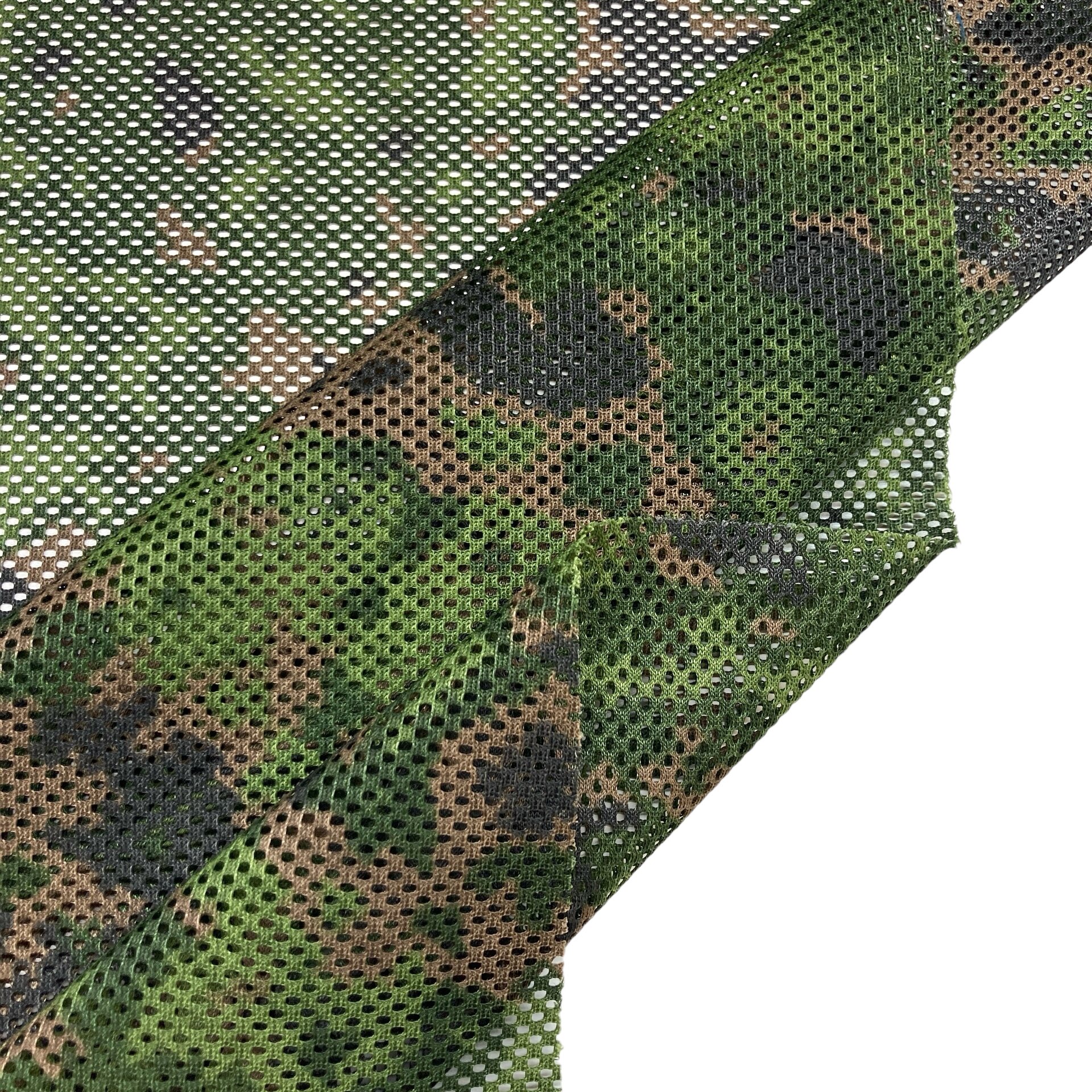 Strong Mesh, also M05, M05 Camo (8228), NIR compliant (natural colors also when viewed through night vision devices) M05 Camo (8228)