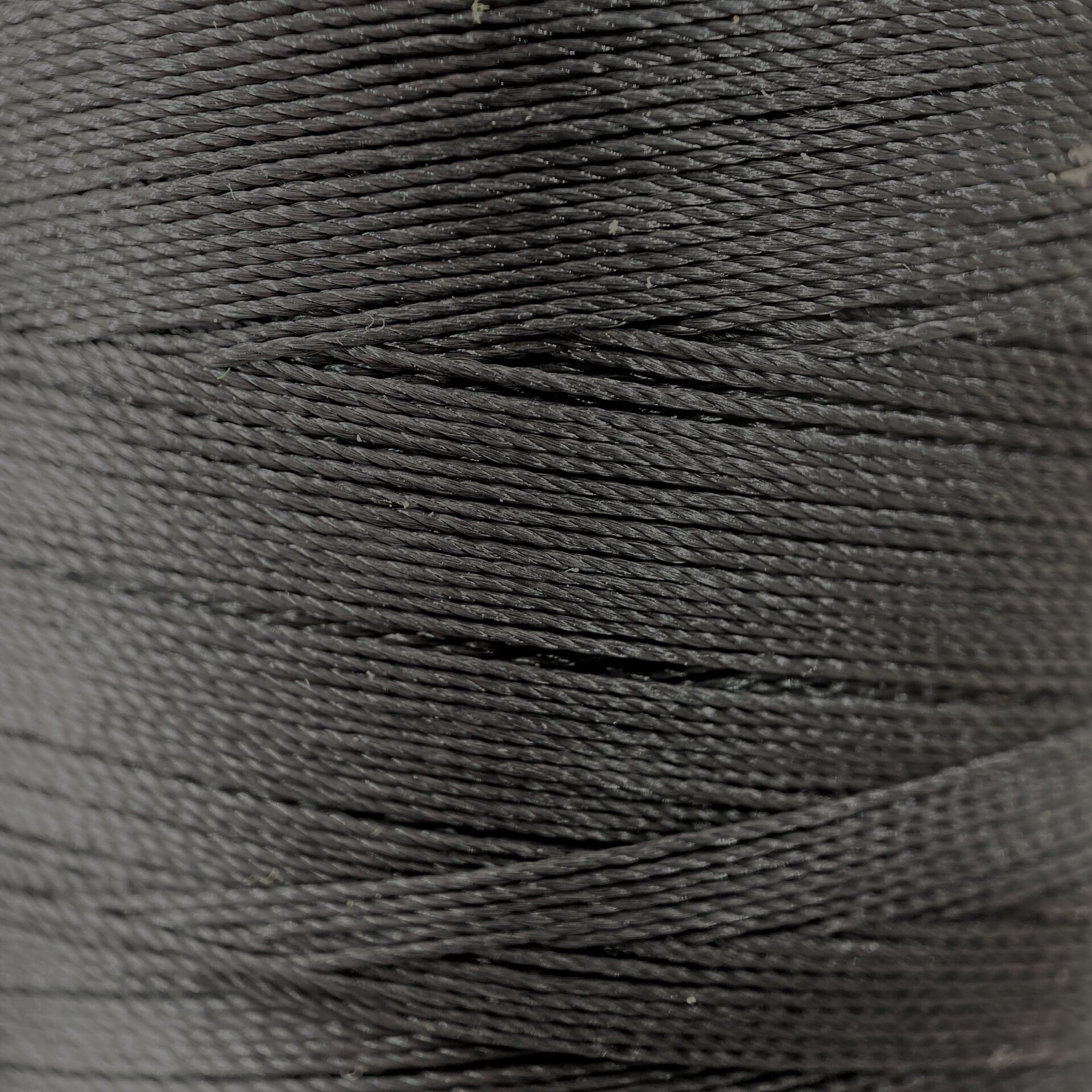 Nylbond #40, Extra Strong Bonded Nylon Thread, 3000m, U9500 Black (U9500 Black)