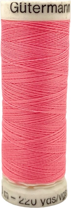 Guetermann #100 Polyester Thread 200 m, 758 - Light Pink Light Pink (758)