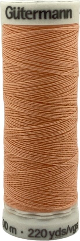 Guetermann #100 Polyester Thread 200 m, 165 - light pink Light pink (165)