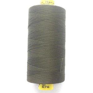 Guetermann Mara 70 thread 700 m, 676 - Dark Olive Green