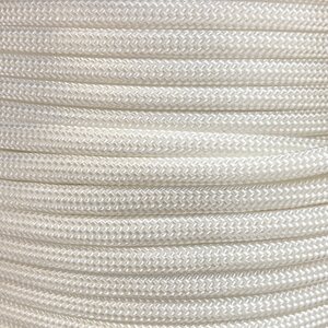 Paracord 550 Type III nailonnyöri, 38 väriä, Valkoinen (007)
