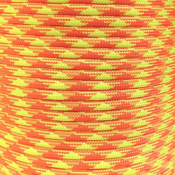 Paracord 550 Type III nailonnyöri, 38 väriä, Punakeltainen turva (210)