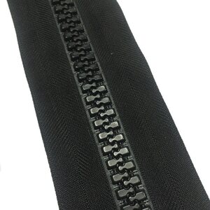 Erittäin järeät valuhammasvetoketjut (YKK 15VS)